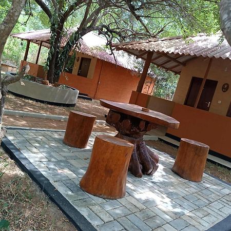 Hotel Niyagala Lodge سيغيرِيا المظهر الخارجي الصورة